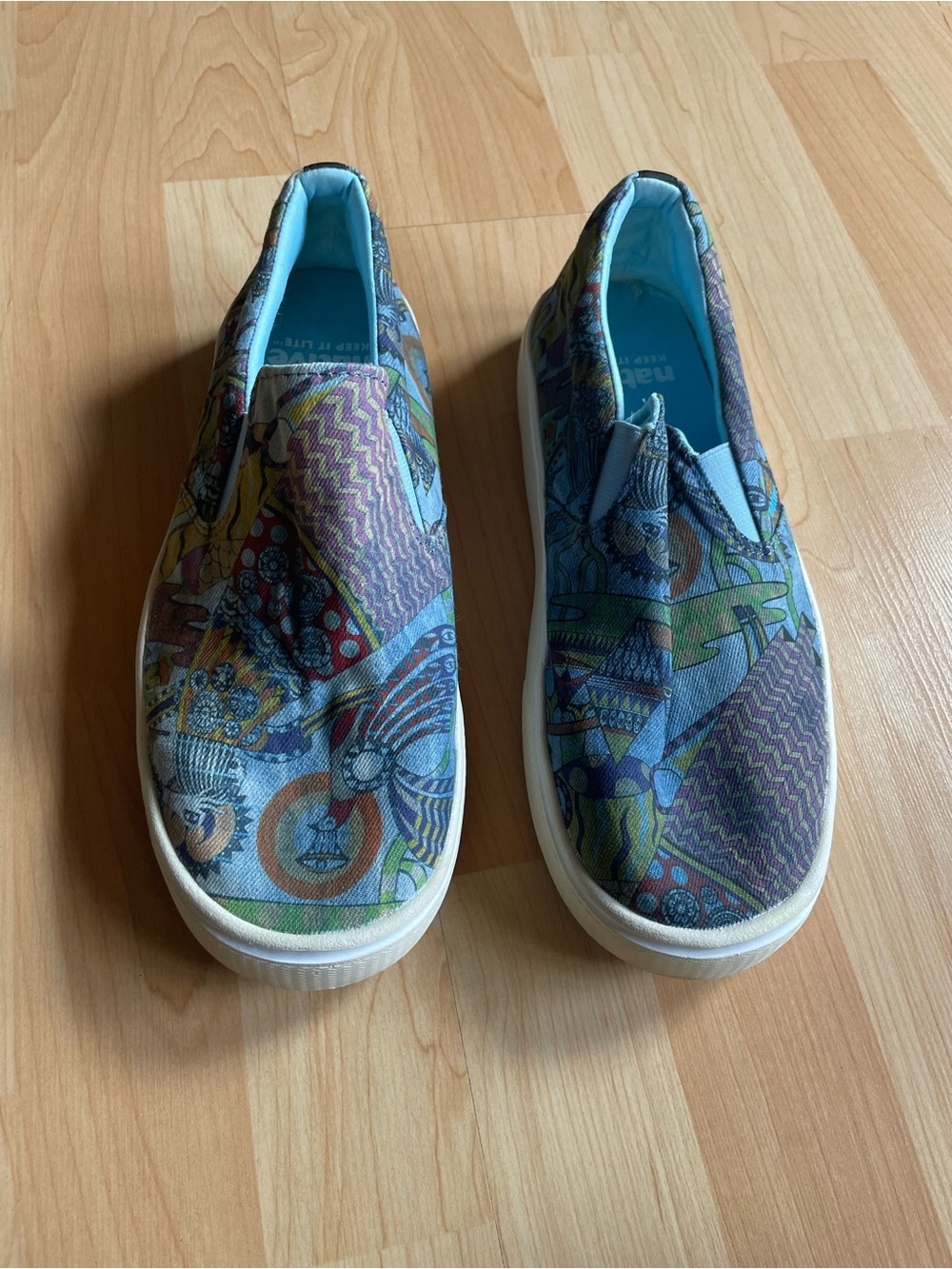 Mens Native Slip-On Canvas Shoes in Multi-Color Pattern Size 9 EU 42